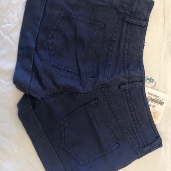 Emilio Pucci short shorts. Sz 6 - Picture 3 of 4